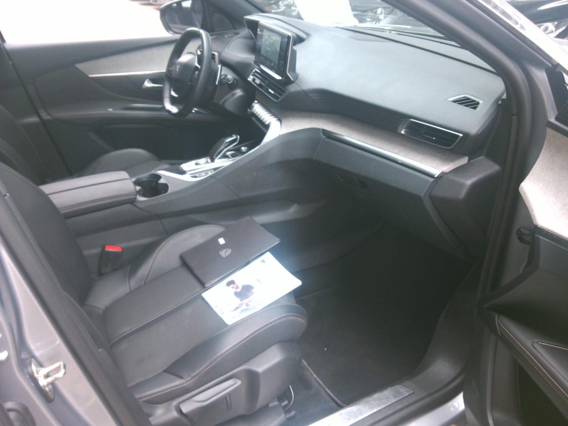 Peugeot 3008 Hybrid 225 e-EAT8 GT 2022