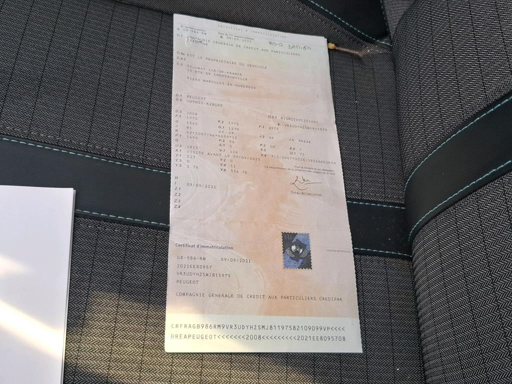 Peugeot 2008 BlueHDi 130 S&S EAT8 Allure 2021