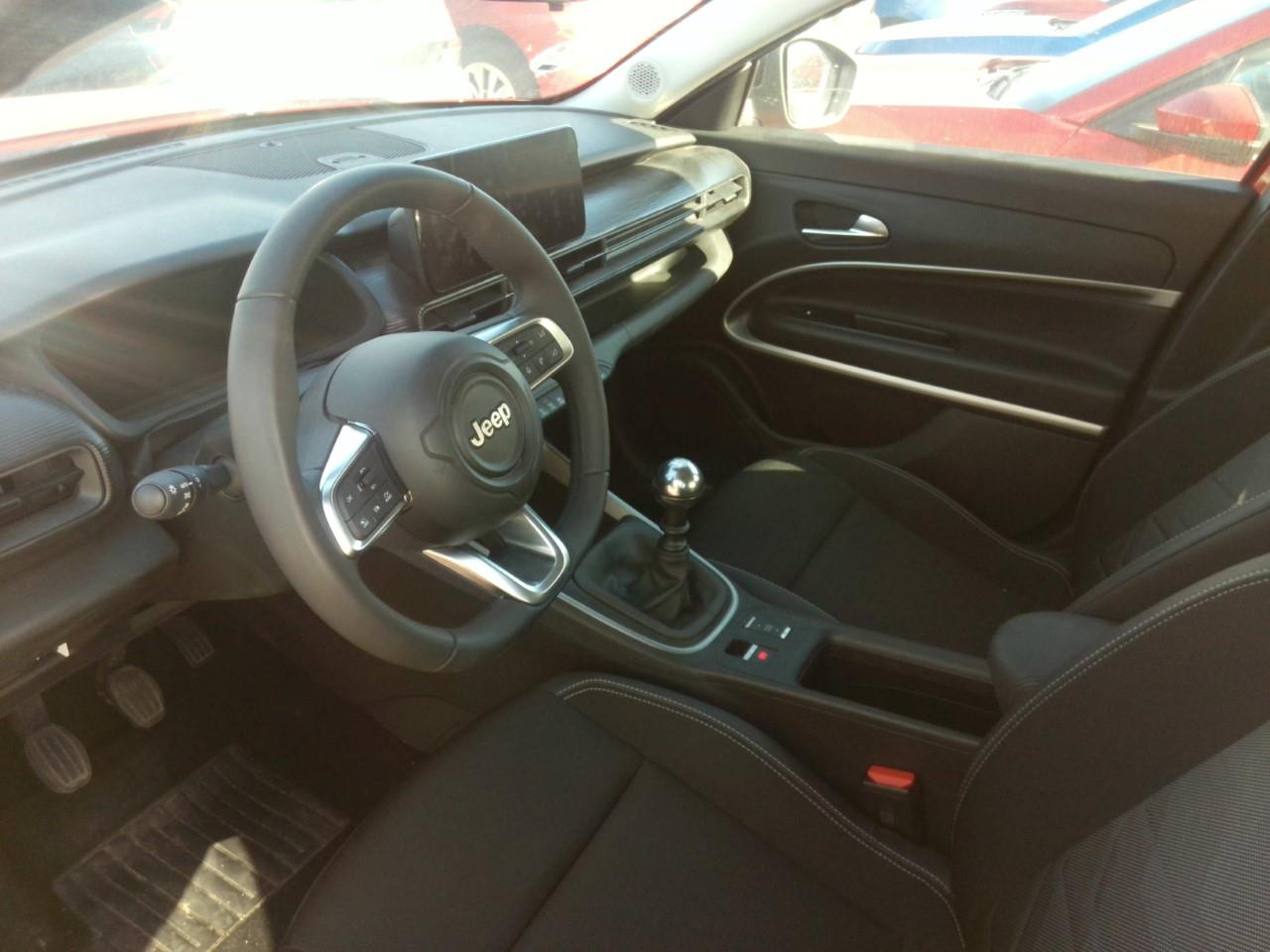 Foto Jeep AVENGER 3