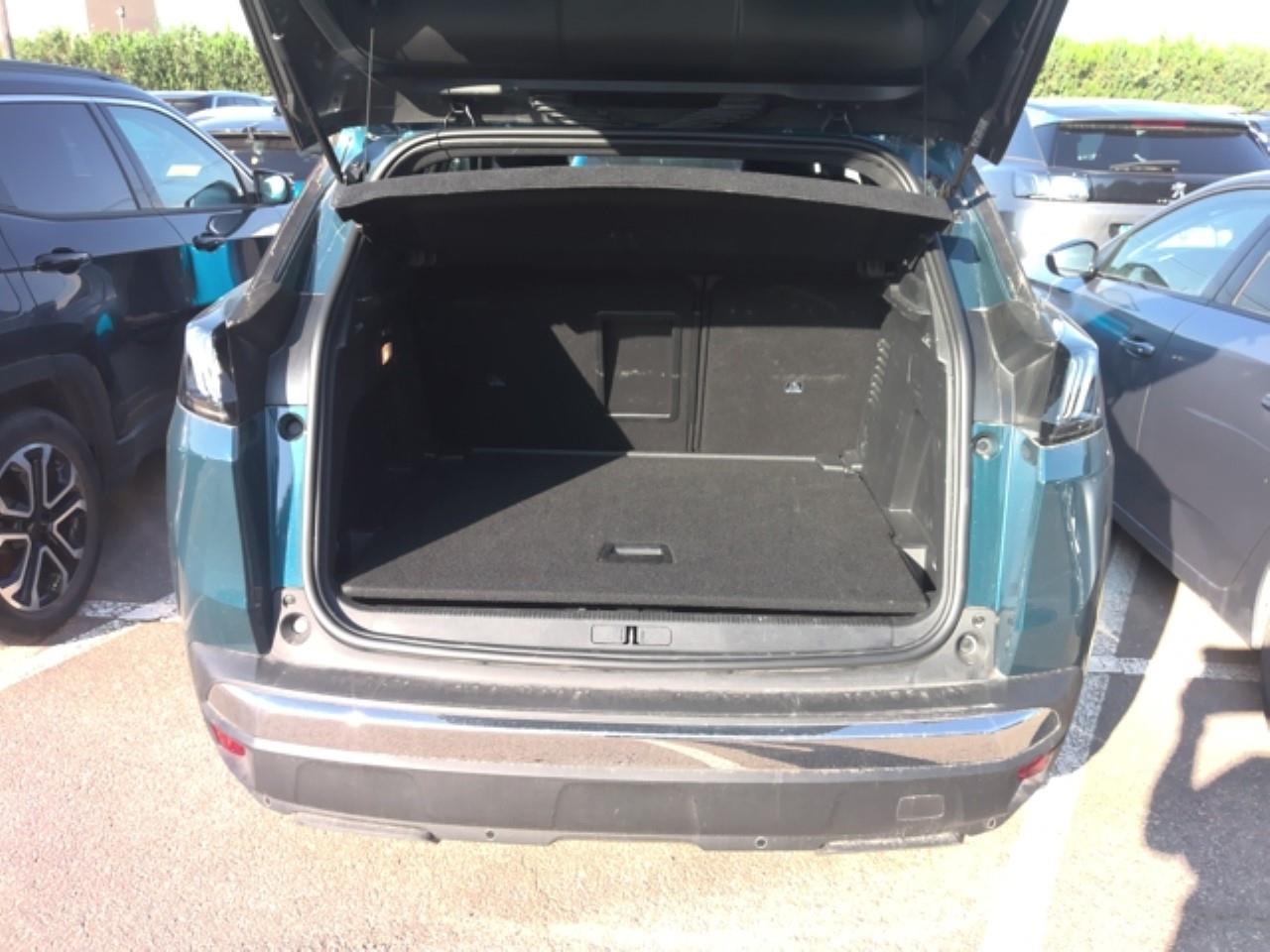 Foto Peugeot 3008 Hybrid 8