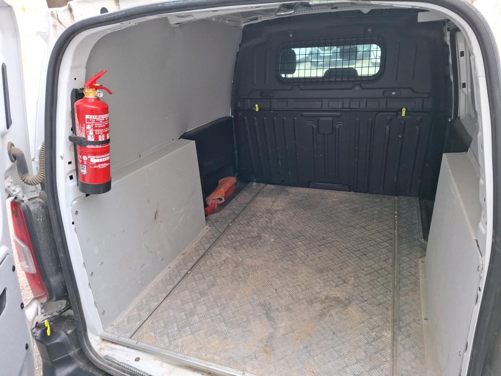 Peugeot PARTNER FOURGON STANDARD 650 KG BLUEHDI 100 S&S BVM5 ASPHALT 2021