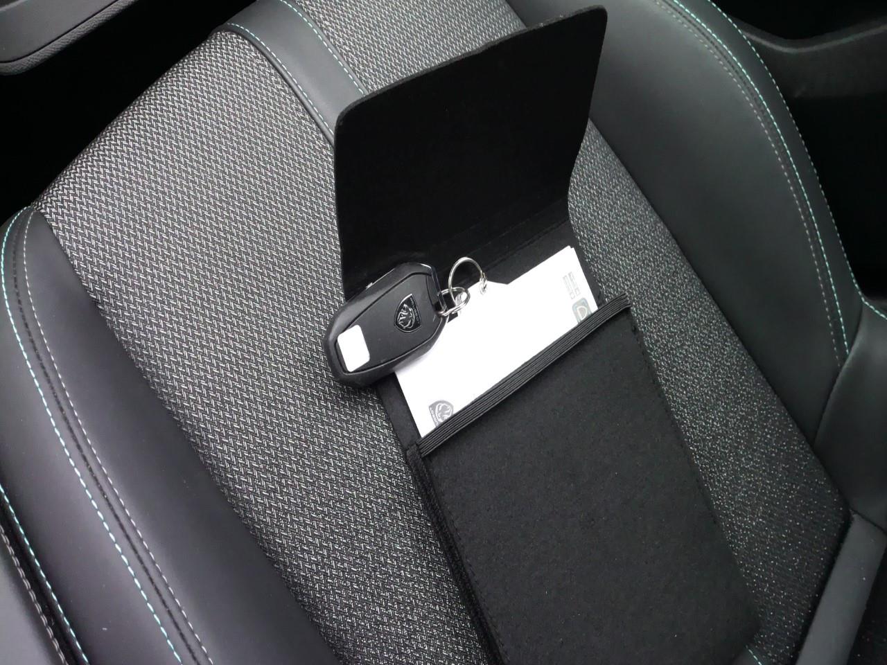 Foto Peugeot 308 10