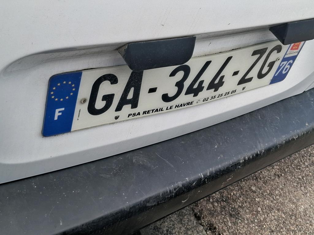 Peugeot PARTNER FOURGON STANDARD 650 KG BLUEHDI 75 BVM5 PREMIUM 2021