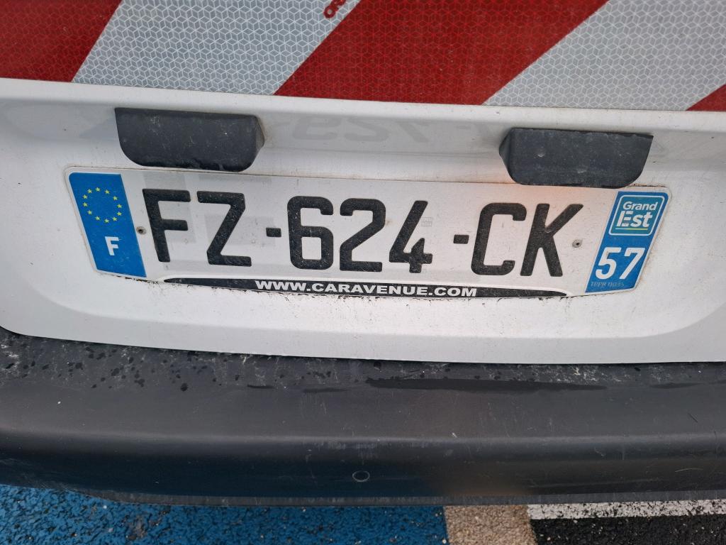 Peugeot PARTNER FOURGON STANDARD 650 KG BLUEHDI 100 S&S BVM5 ASPHALT 2021