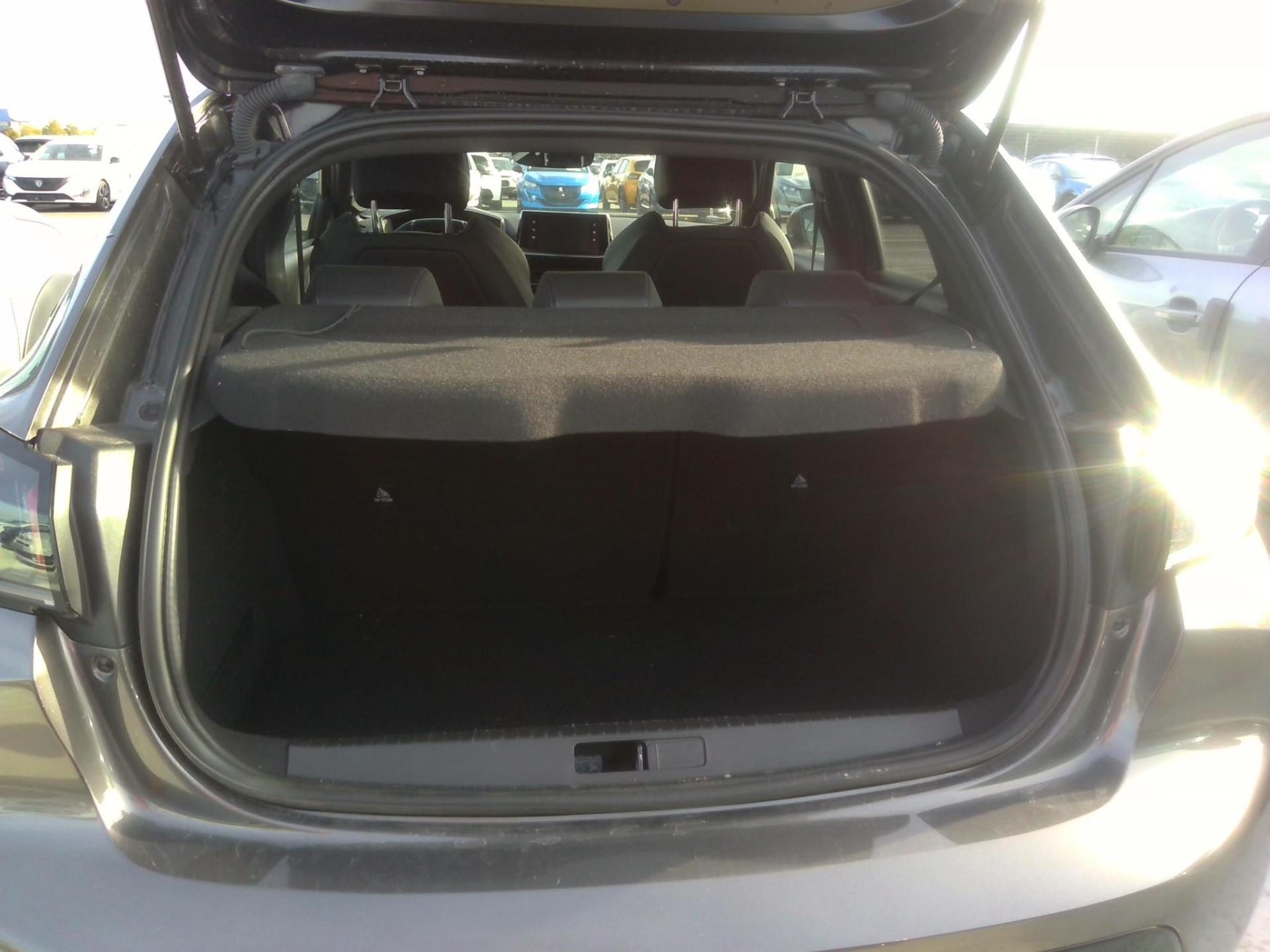 Peugeot 208 PureTech 100 S&S BVM6 GT 2023