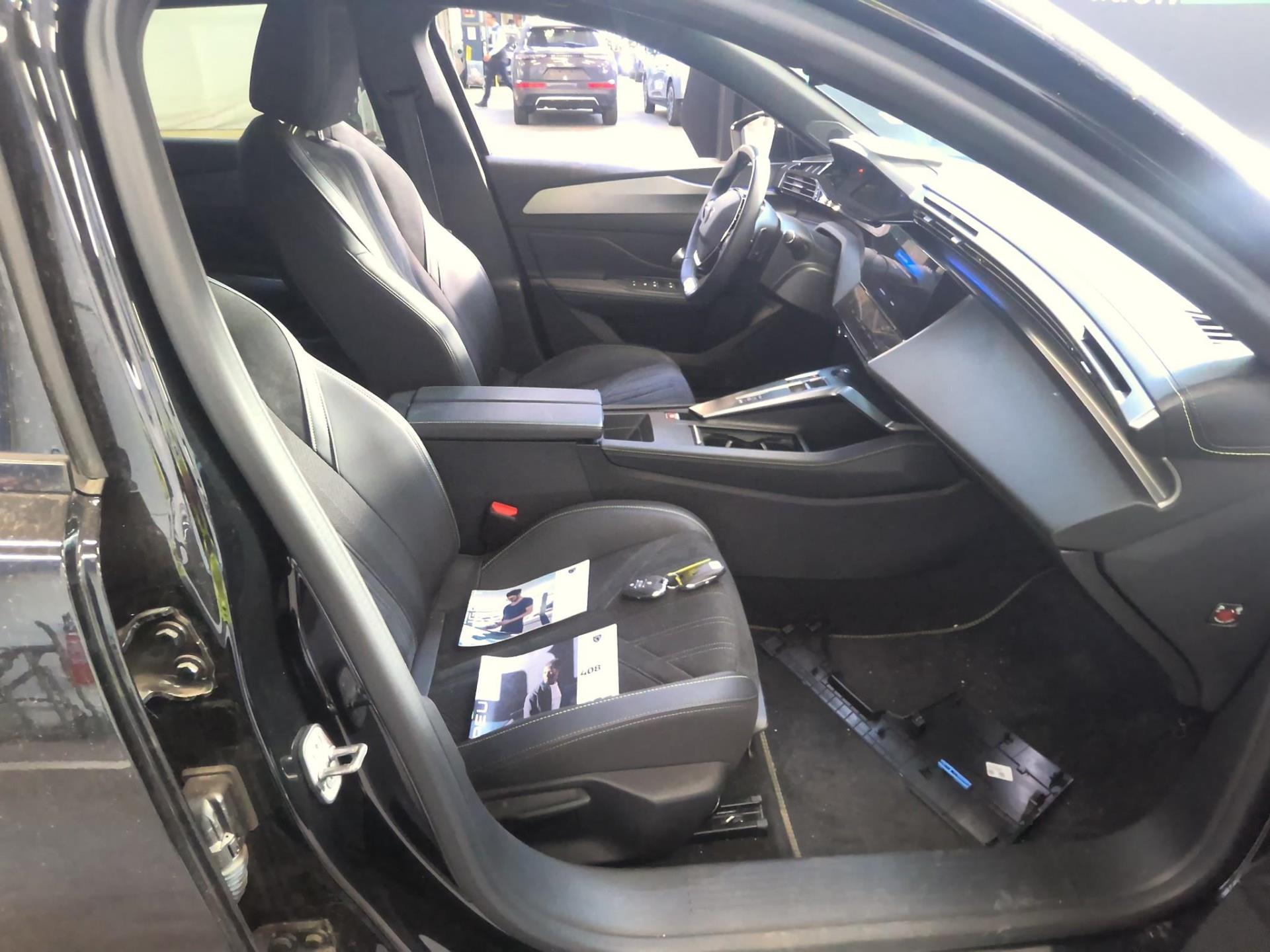Peugeot 408 PHEV 180 e-EAT8 GT 2023