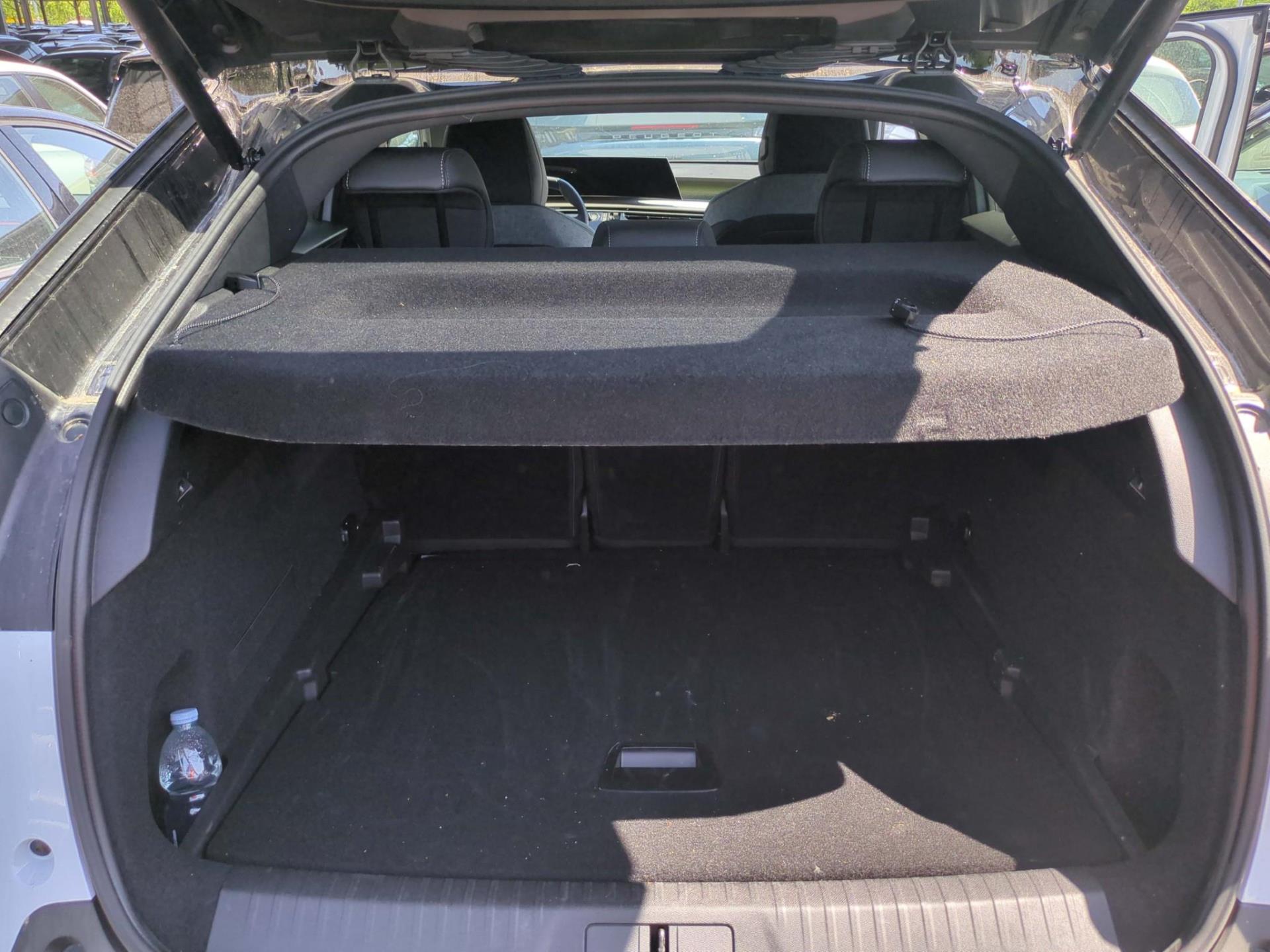 Peugeot 3008 Hybrid 145 e-DCS6 GT 2025