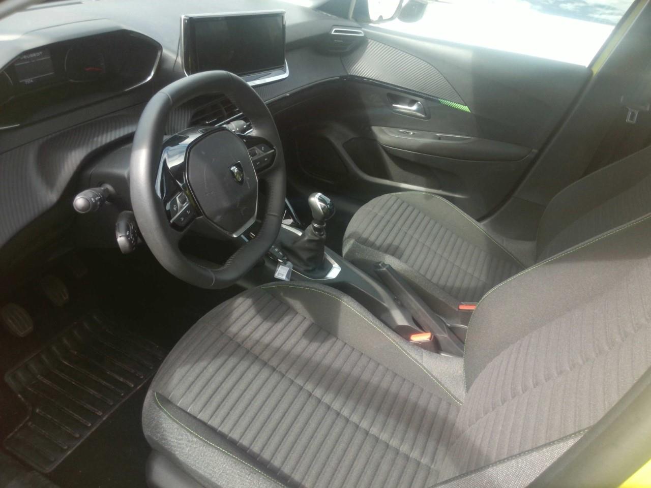Foto Peugeot 208 3