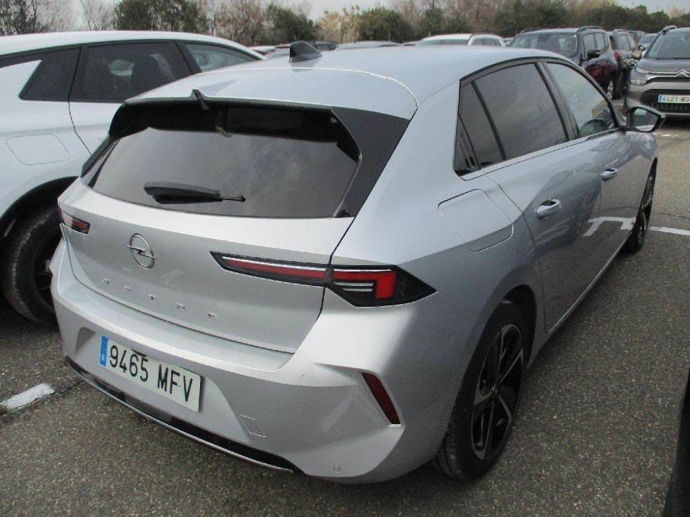 Foto Opel Astra 8