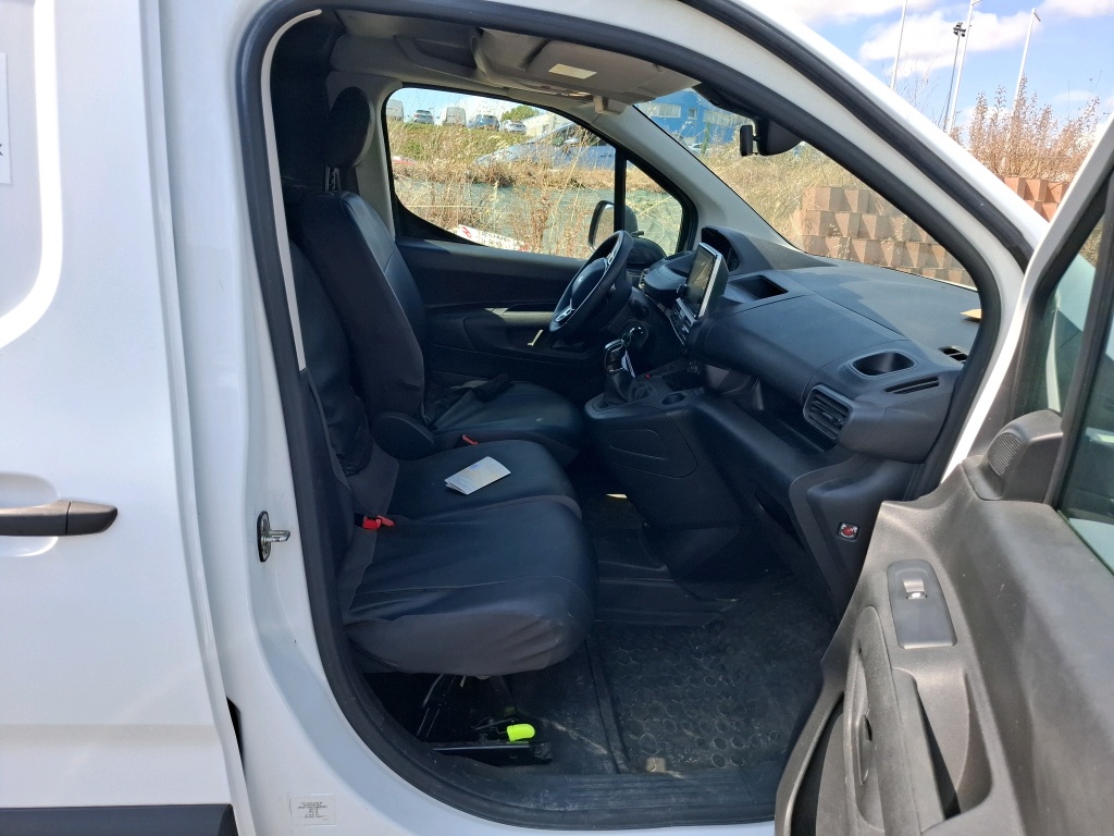 Peugeot PARTNER FOURGON STANDARD 650 KG BLUEHDI 75 BVM5 PREMIUM 2021