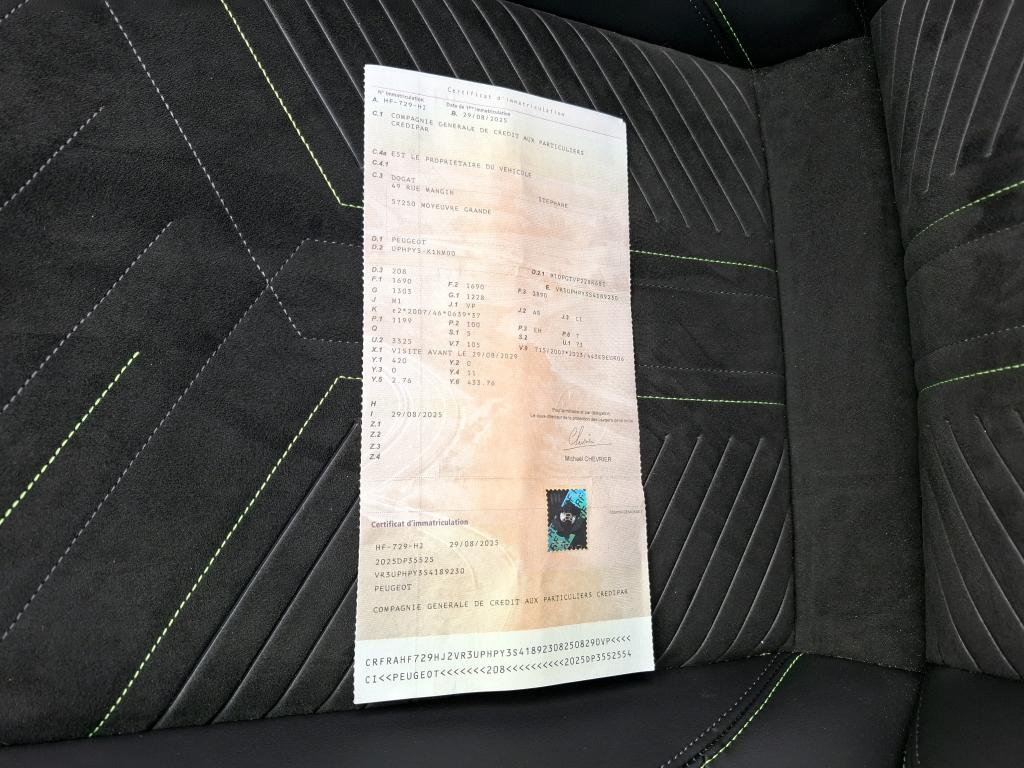 Peugeot 208 Hybrid 145 ch e-DCS6 GT Exclusive 2025