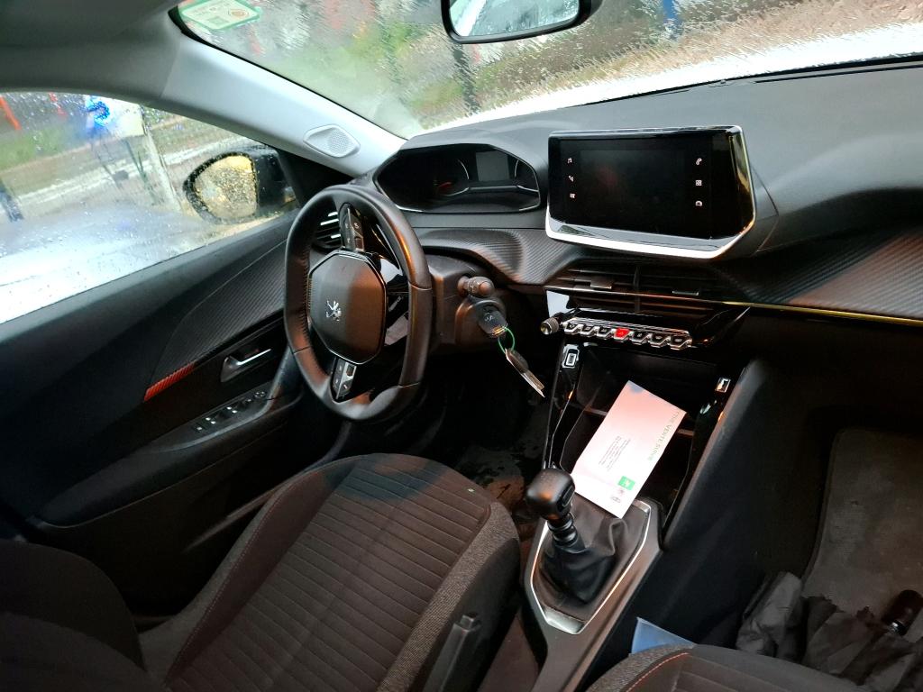 Peugeot 2008 II 