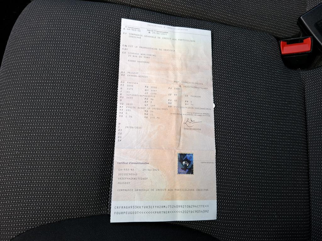 Peugeot PARTNER FOURGON STANDARD 650 KG BLUEHDI 130 S&S EAT8 ASPHALT 2021