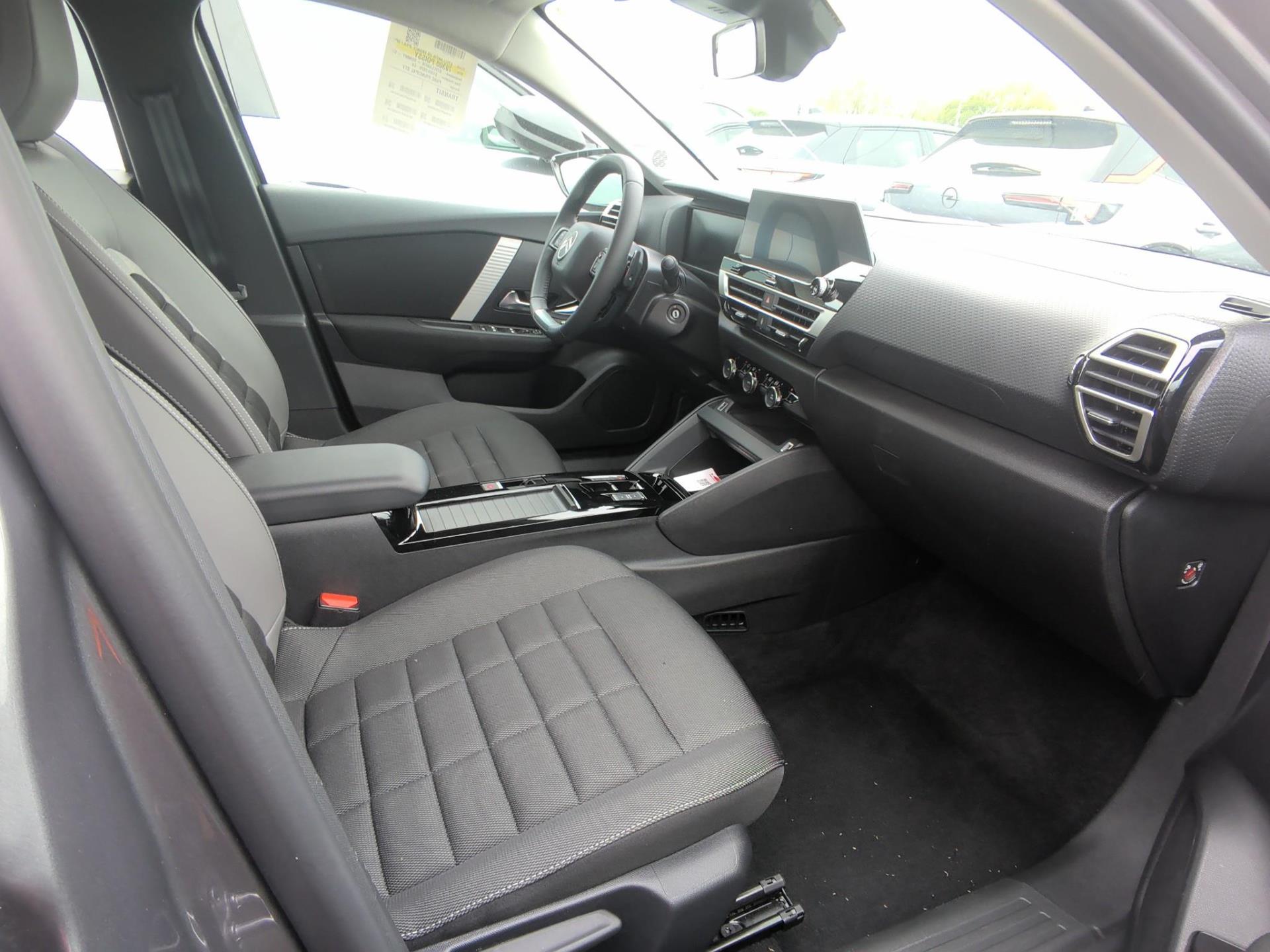 Citroen C4 Hybride 145 ch e-DCS6 Plus 2025