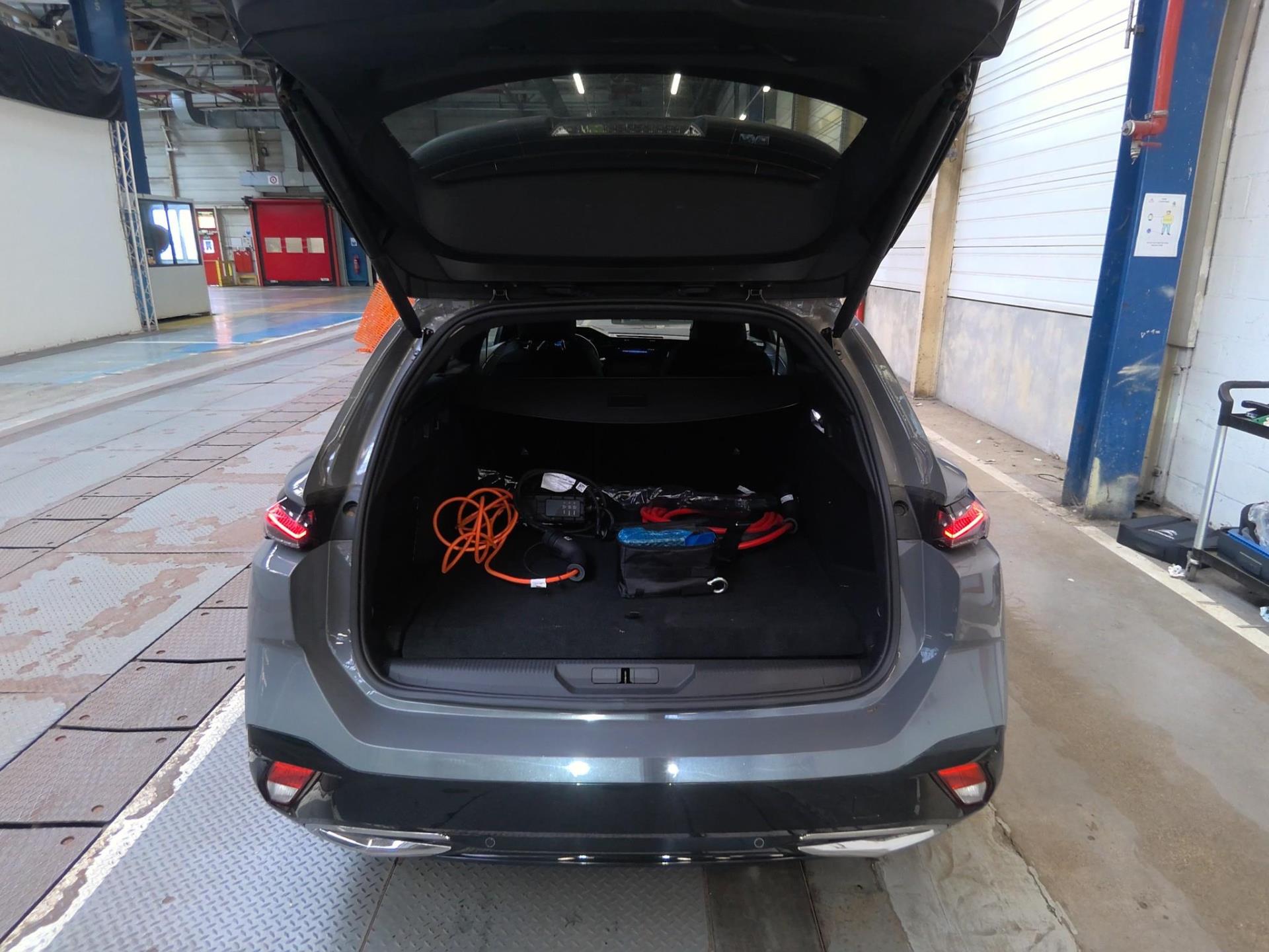 Peugeot 308 SW Plug-in Hybrid 195 ch e-DCS7 GT 2024