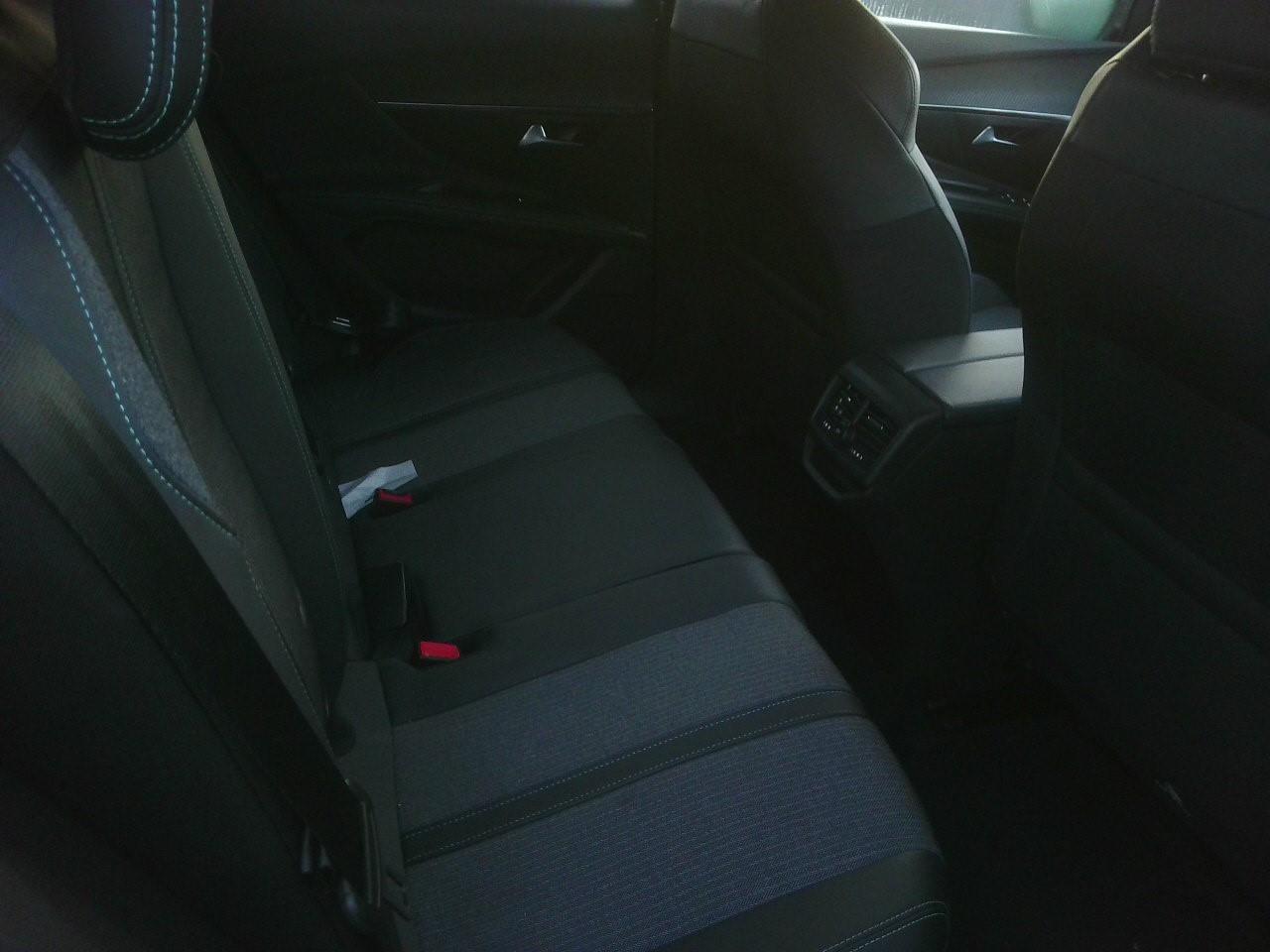 Foto Peugeot 3008 10