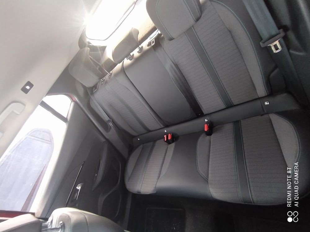 Foto Peugeot 2008 10
