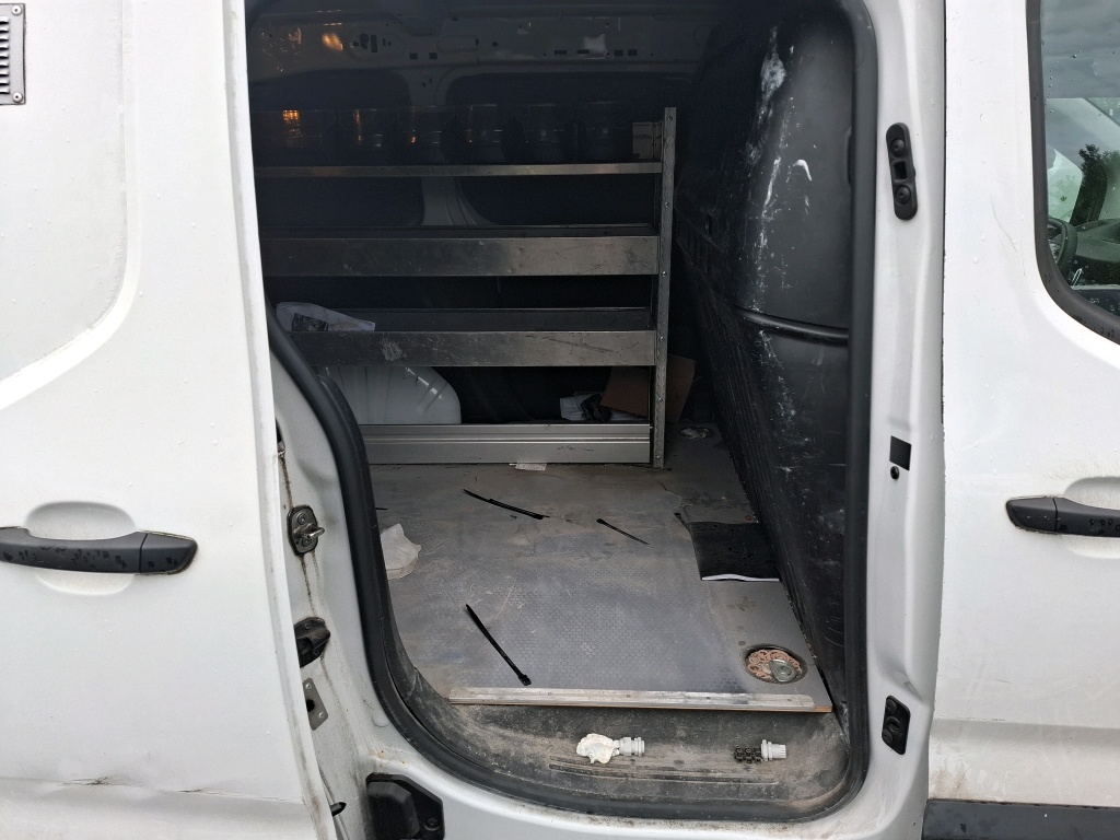 Peugeot PARTNER FOURGON STANDARD 650 KG PURETECH 130 S&S EAT8 ASPHALT 2020