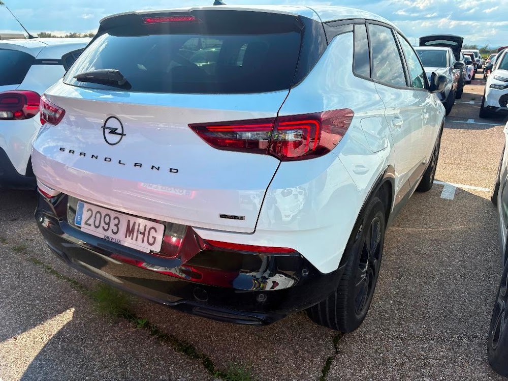 Foto Opel Grandland PHEV 6