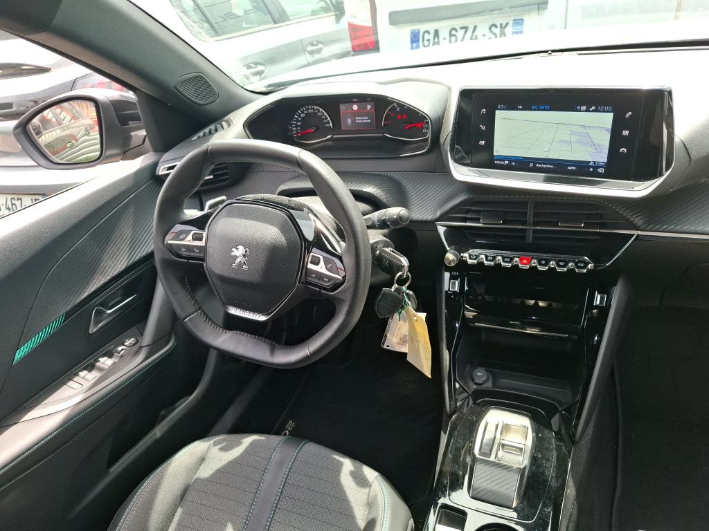 Peugeot 2008 BlueHDi 130 S&S EAT8 Allure 2023
