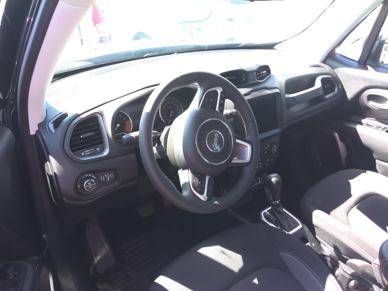 Foto Jeep Renegade 4