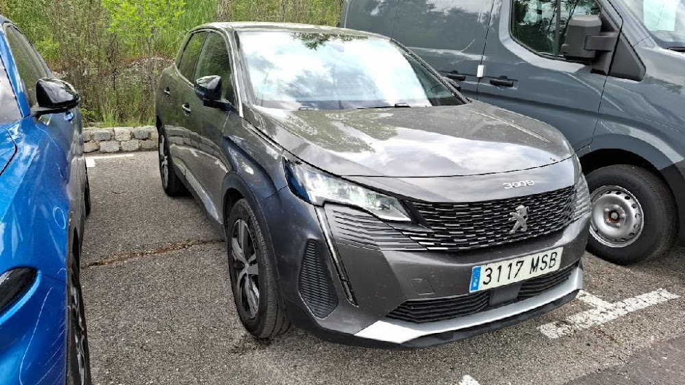 Foto Peugeot 3008 Hybrid 5