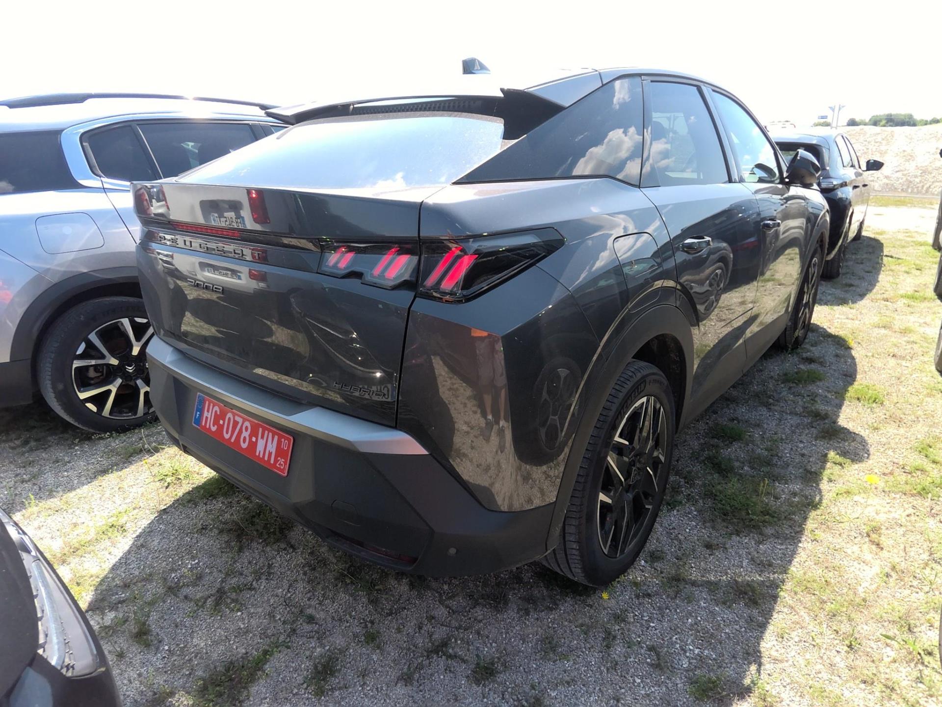 Peugeot 3008 Hybrid 136 e-DCS6 Allure 2025