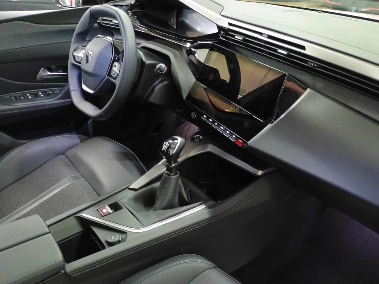 Peugeot 308 III