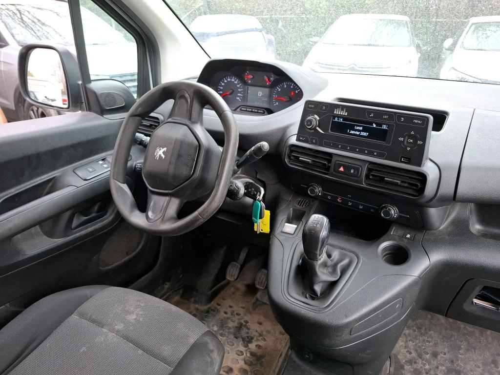 Peugeot PARTNER FOURGON STANDARD 650 KG BLUEHDI 100 S&S BVM5 PREMIUM 2020
