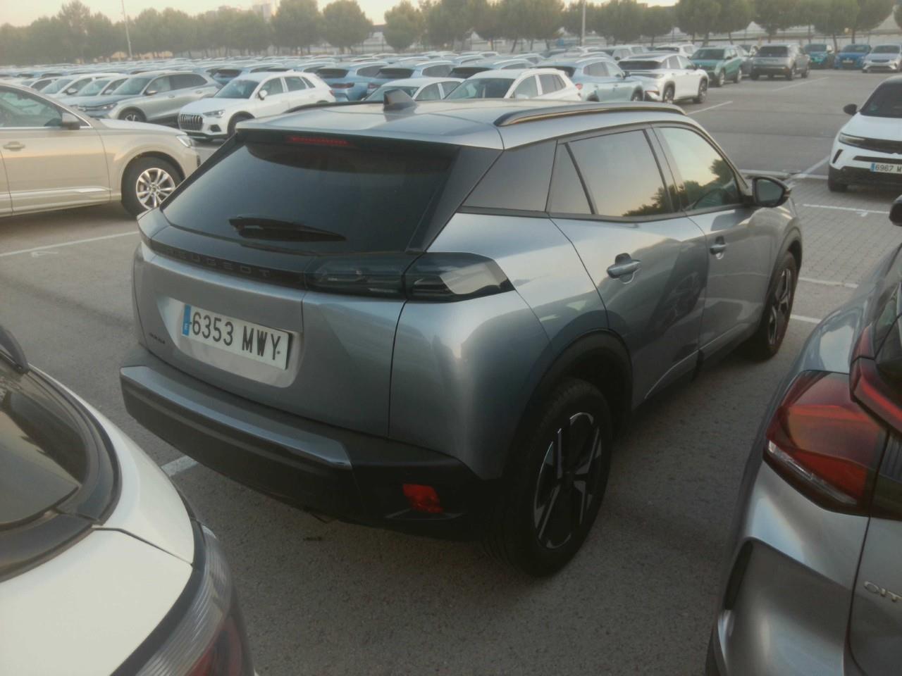 Foto Peugeot 2008 4