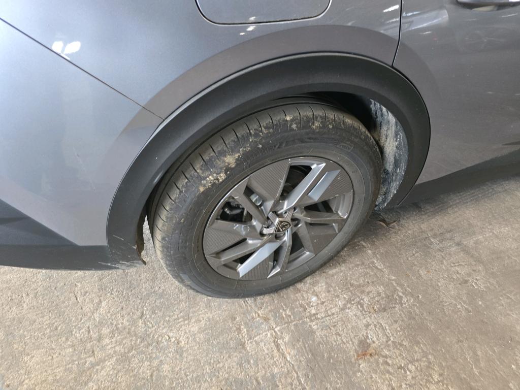 Peugeot 408 PHEV 180 e-EAT8 Allure 2023