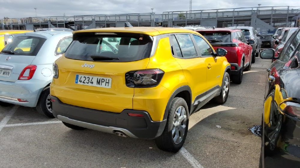 Foto Jeep AVENGER 4