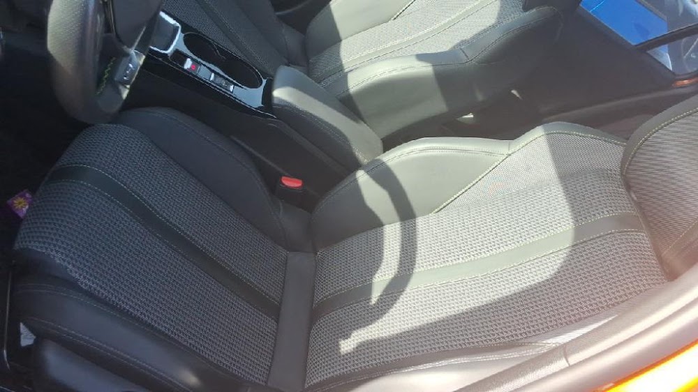 Foto Peugeot 2008 10