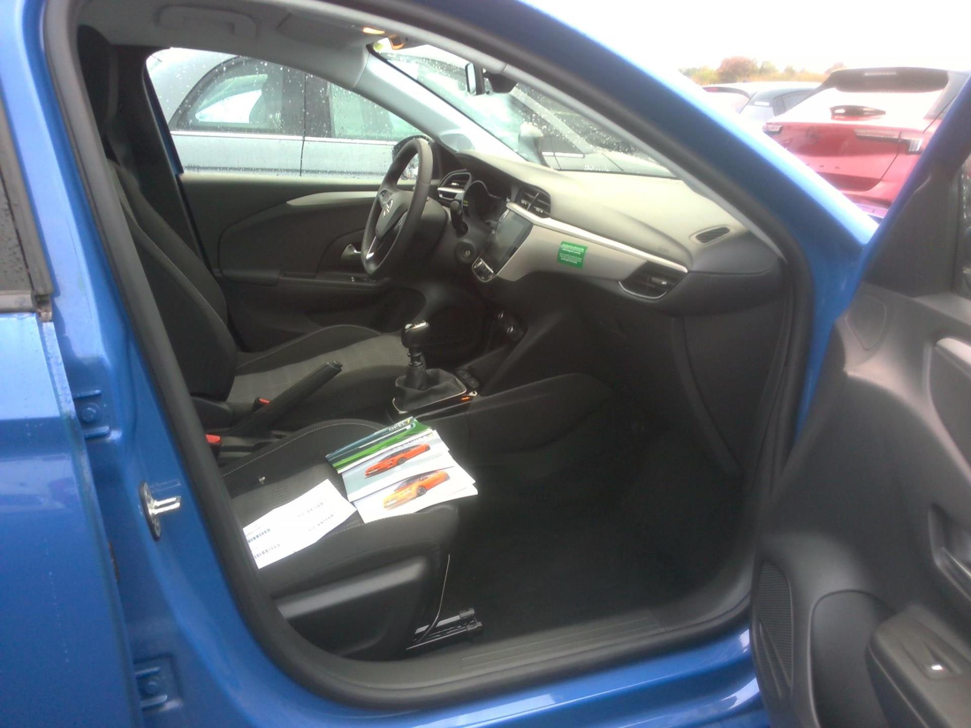 Opel Corsa 1.5 Diesel 100 ch BVM6 Edition 2022