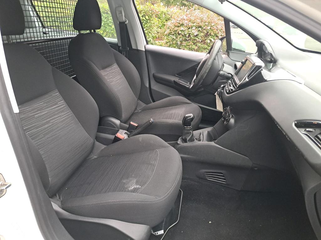 Peugeot 208 AFFAIRE BLUEHDI 100 S&S BVM5 PREMIUM PACK 2019