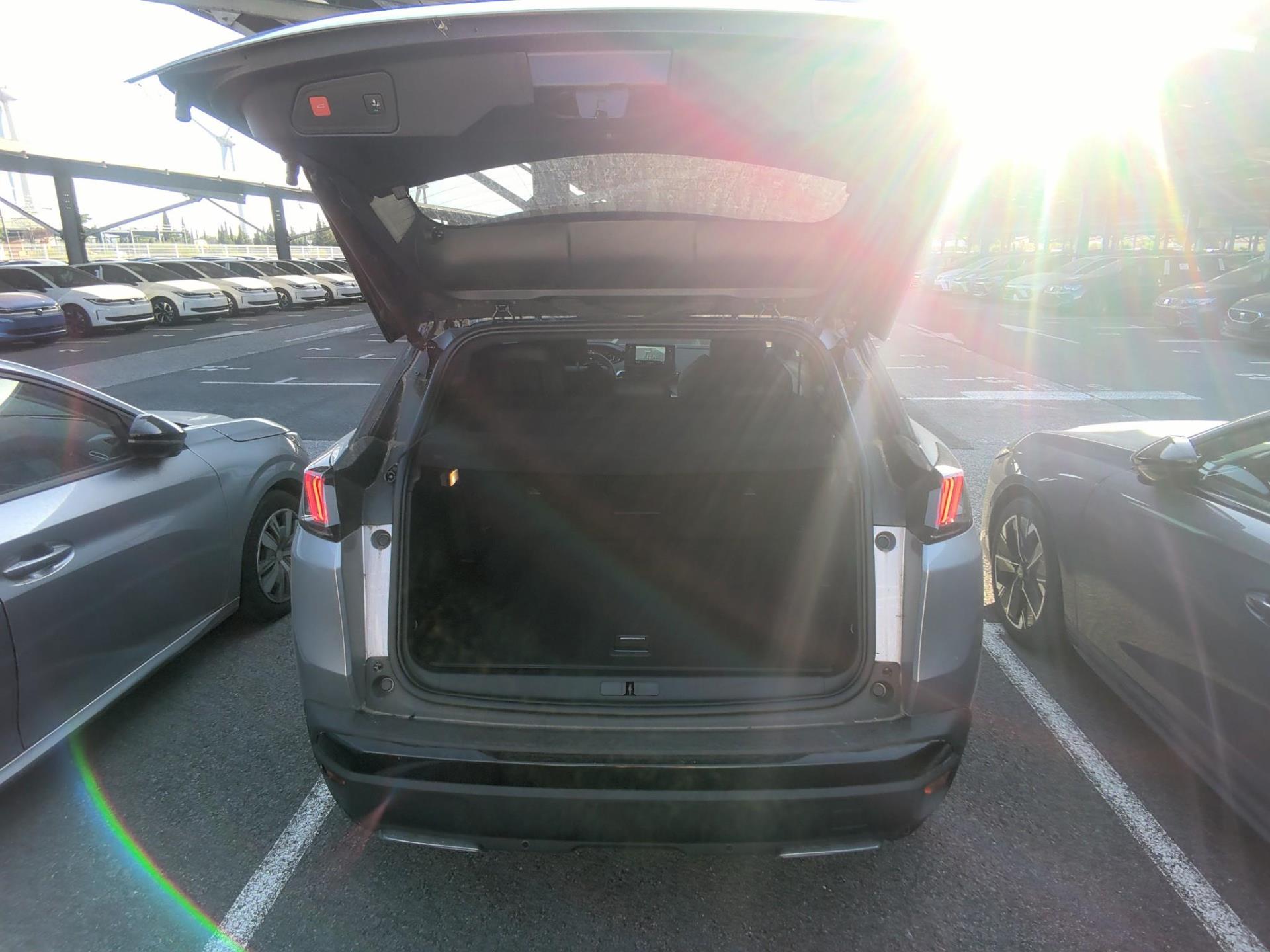 Peugeot 3008 Hybrid 225 e-EAT8 GT 2023