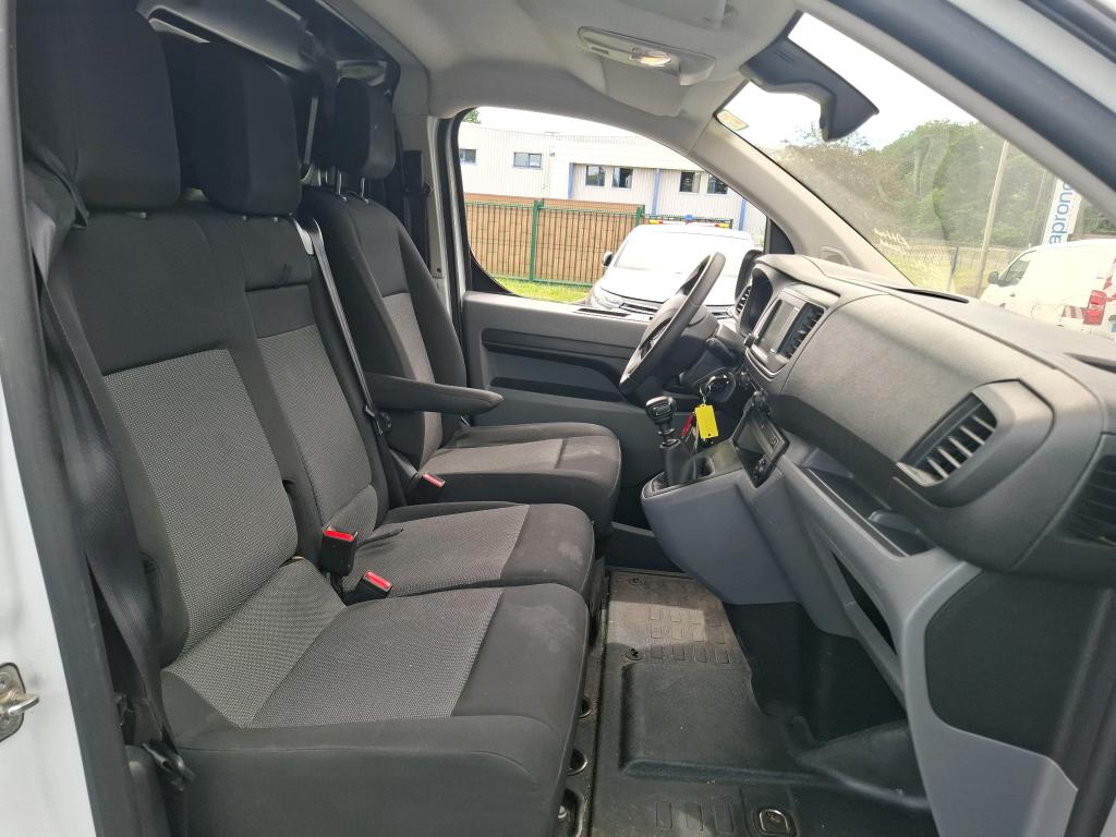Peugeot EXPERT FGN TOLE STANDARD 1.5 BLUEHDI 120 S&S BVM6 ASPHALT 2022