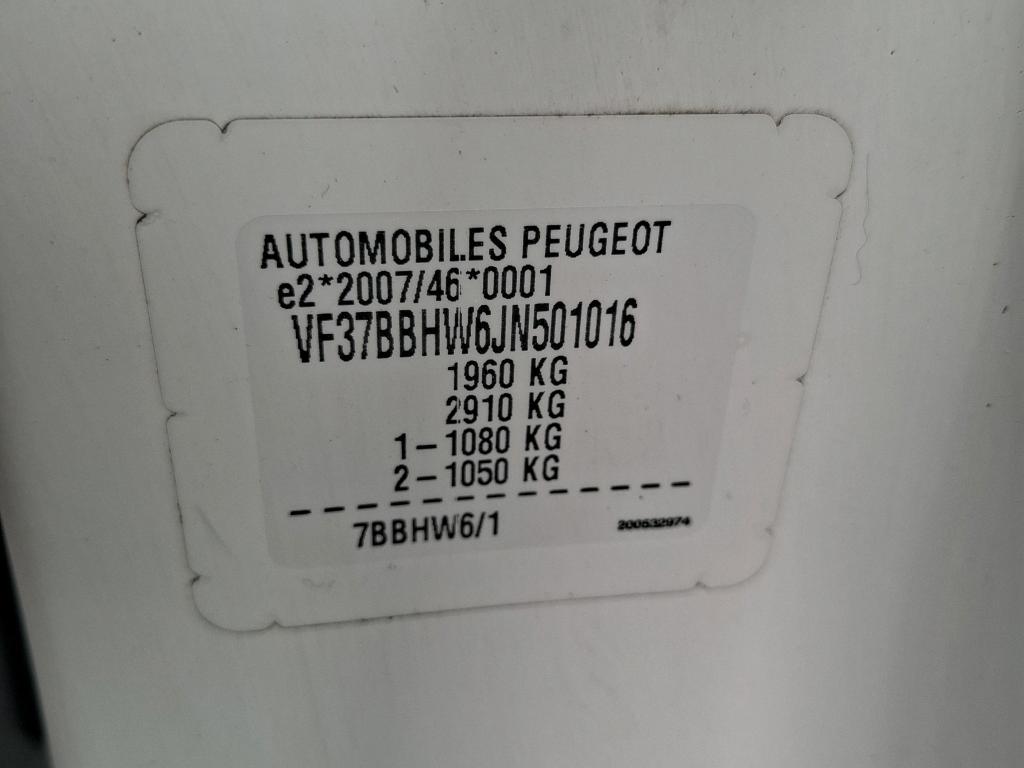 Peugeot PARTNER FOURGON STANDARD 1.6 BLUEHDI 75 BVM5 PREMIUM 2018