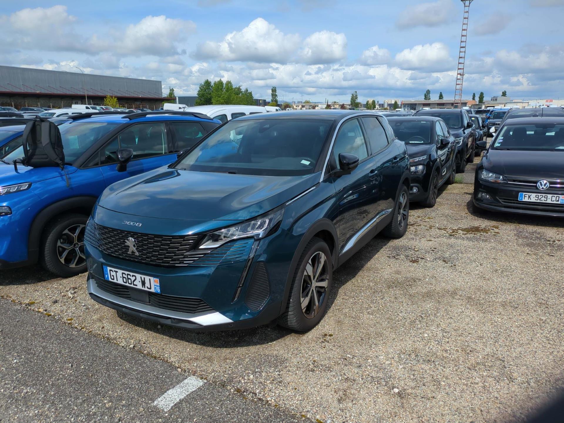 NV 3008 SUV