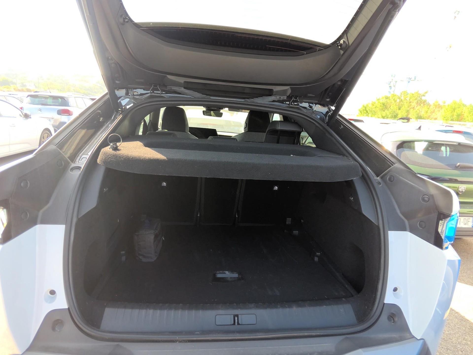 Peugeot 3008 Hybrid 145 e-DCS6 GT 2025