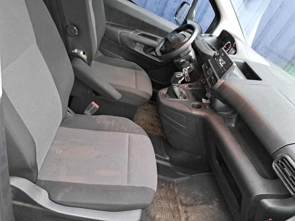 Peugeot PARTNER FOURGON STANDARD 650 KG BLUEHDI 100 S&S BVM5 PREMIUM 2019
