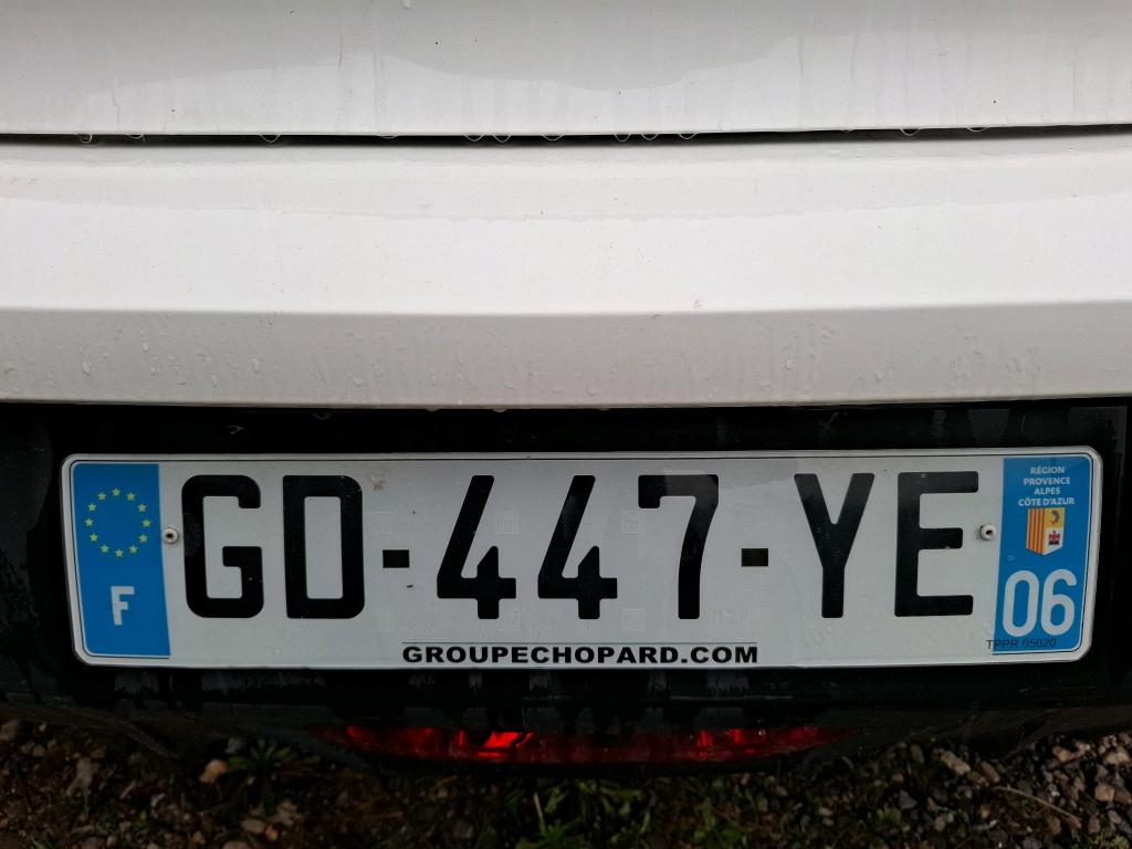 Peugeot 208 BlueHDi 100 S&S BVM6 Active 2021