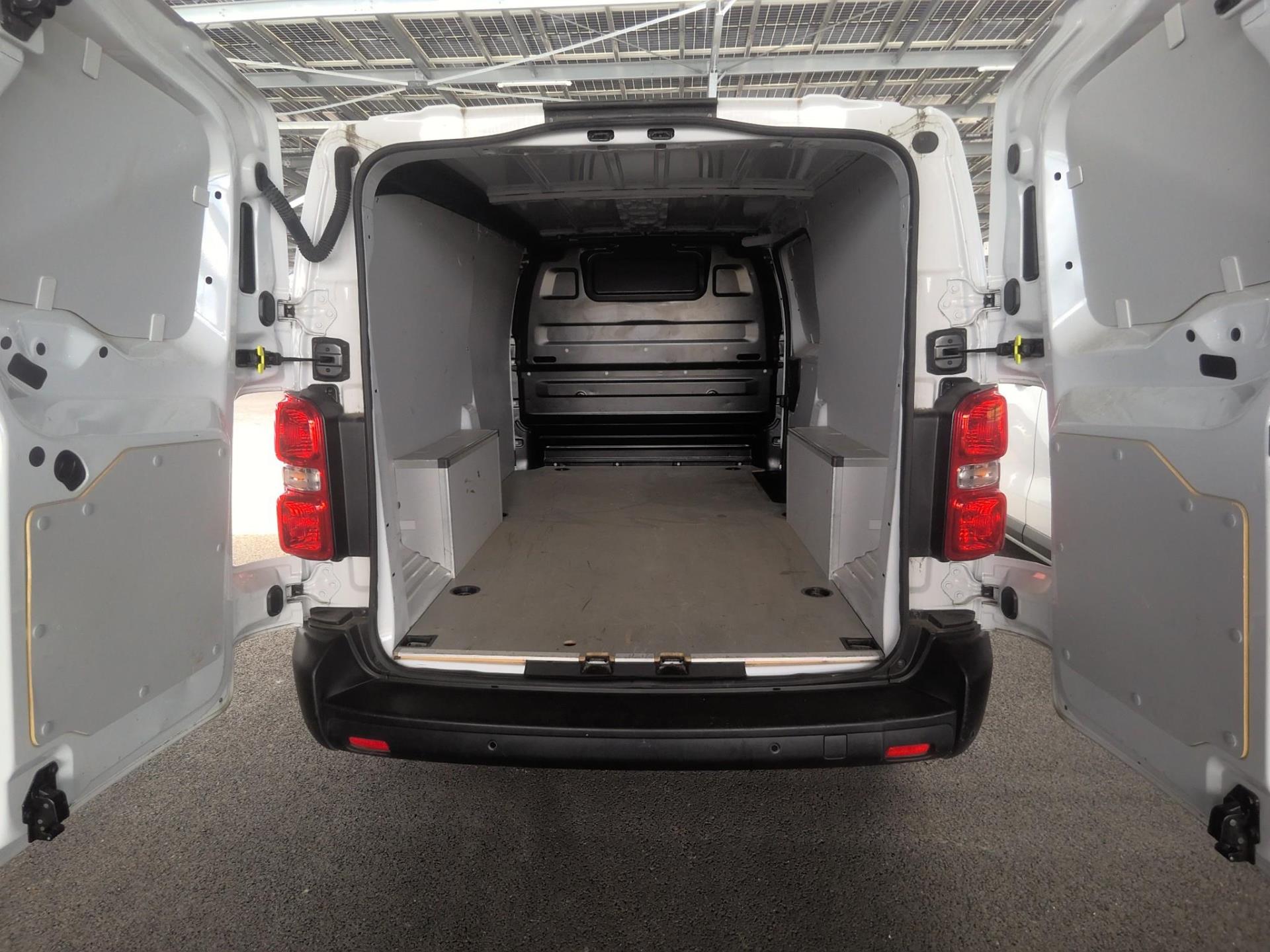 Peugeot EXPERT FGN XL BLUEHDI 120 S&S BVM6  2024