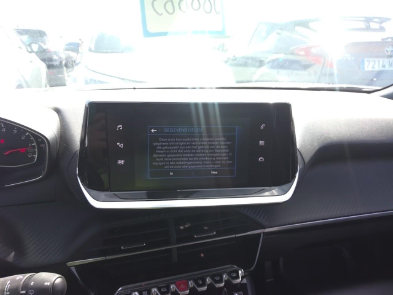 Foto Peugeot 2008 8