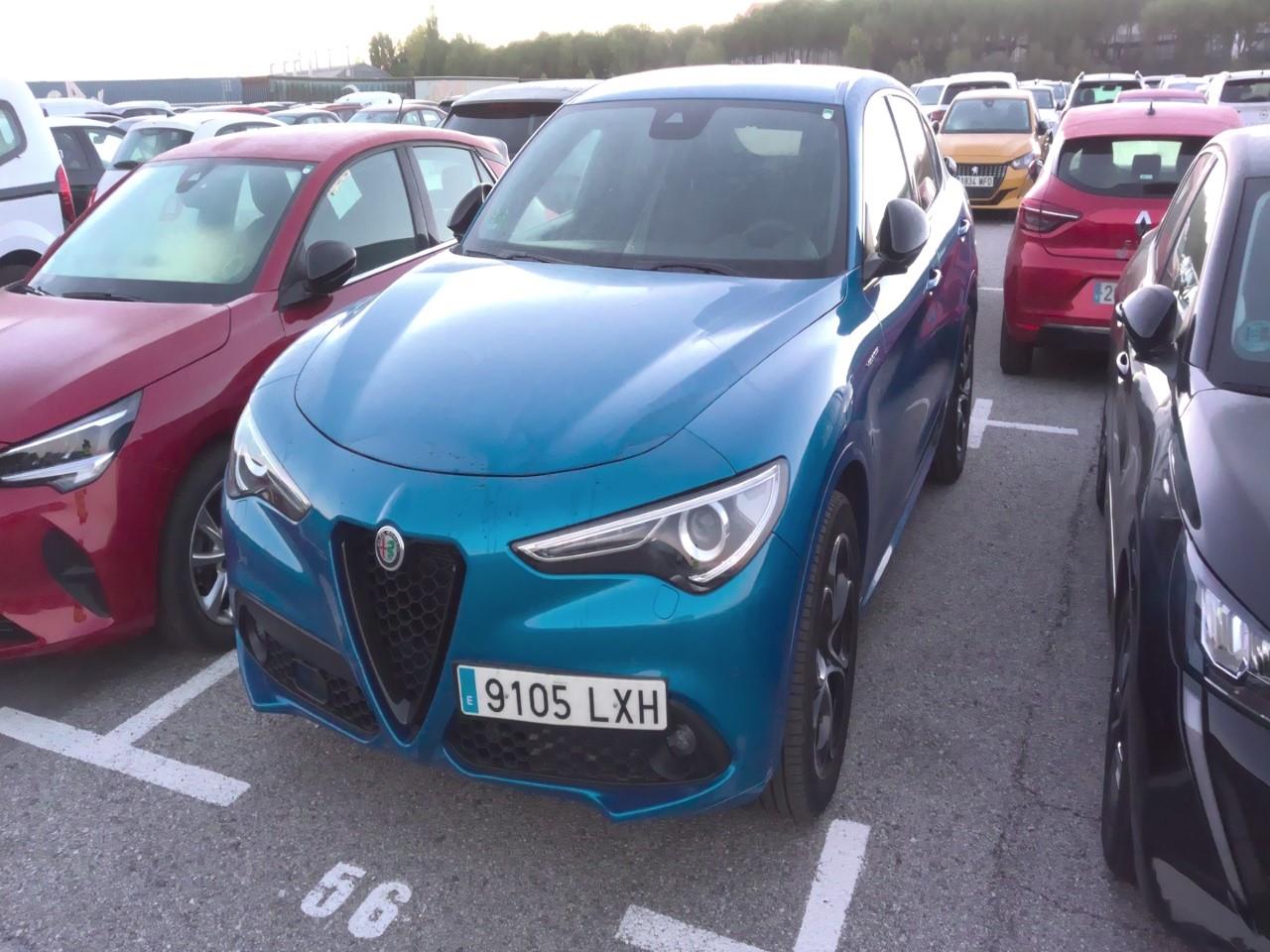 Foto Alfa Romeo Stelvio 2
