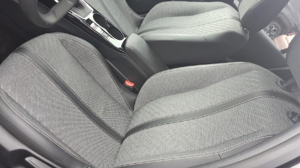 Foto Peugeot 208 9
