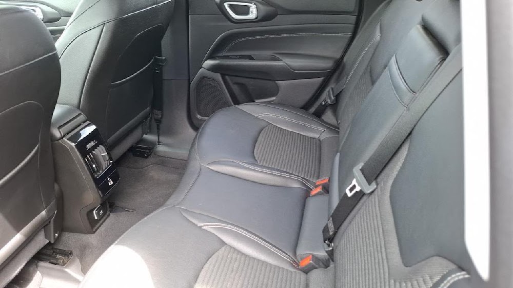 Foto Jeep Compass 15