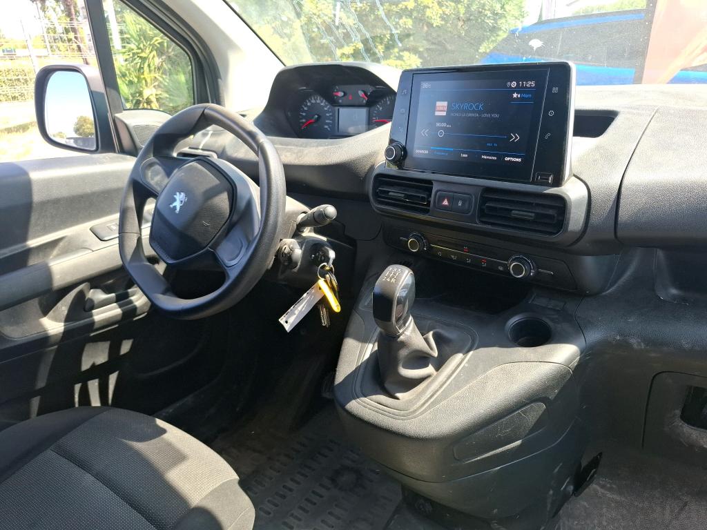 Peugeot PARTNER FOURGON STANDARD 650 KG BLUEHDI 100 S&S BVM5 PREMIUM 2021