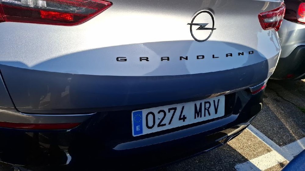 Opel Grandland Grandland GS 1.2T XHT MT6 S/S 130 CV (96kW)