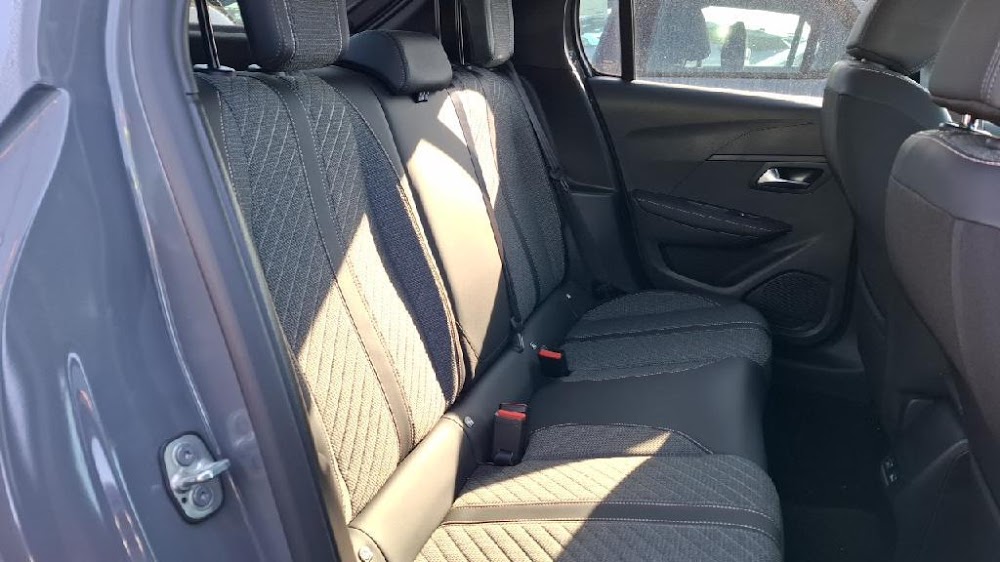 Foto Peugeot 208 9